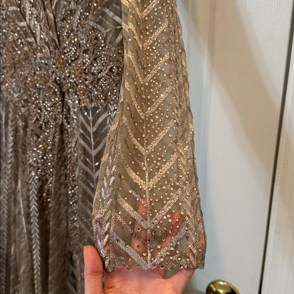 Mac Duggal 20189 Embellished Illusion Long Sleeve Wrap Over A Line Gown Sz 4 NWT - Picture 10 of 14